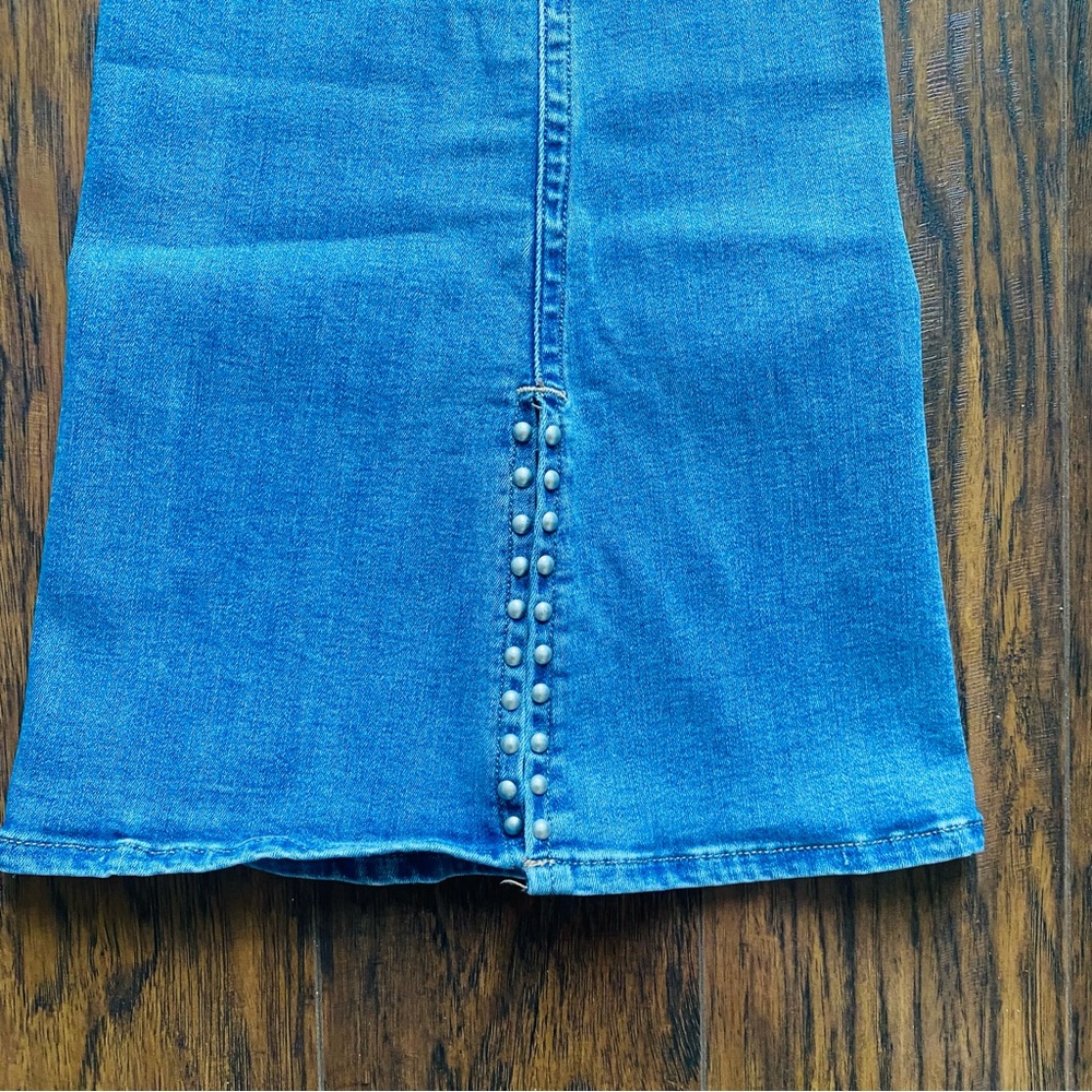 American Eagle Studded Flare Jeans - Picture 3 of 6